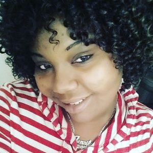 Meet your Posher, Allycia